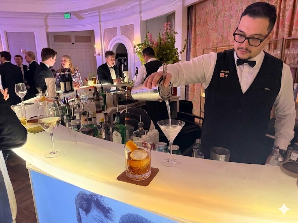 LUMENARC shown in use at an event